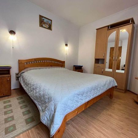 Oskolok Dovbusha Mini-Hotel ياريمتشي المظهر الخارجي الصورة