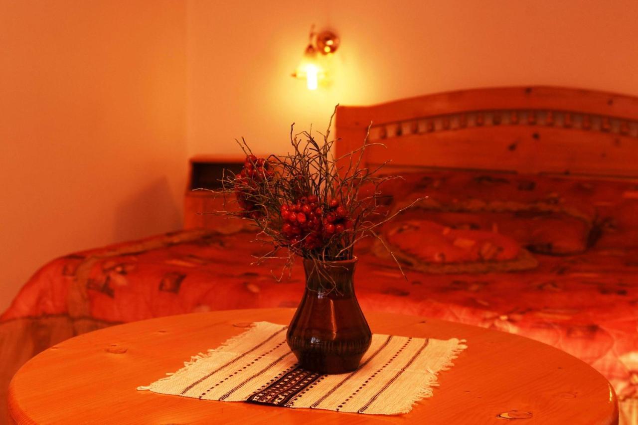 Oskolok Dovbusha Mini-Hotel ياريمتشي المظهر الخارجي الصورة