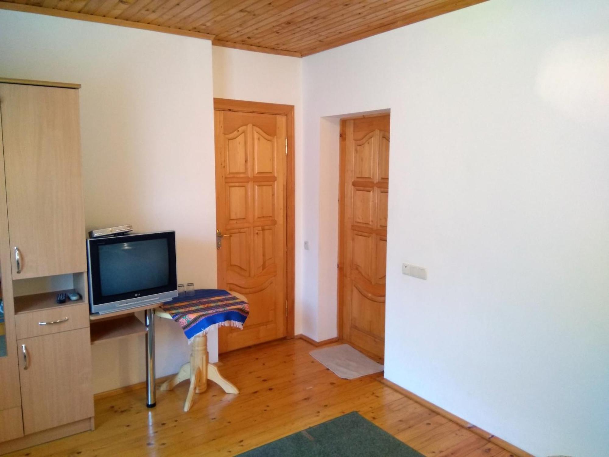 Oskolok Dovbusha Mini-Hotel ياريمتشي الغرفة الصورة