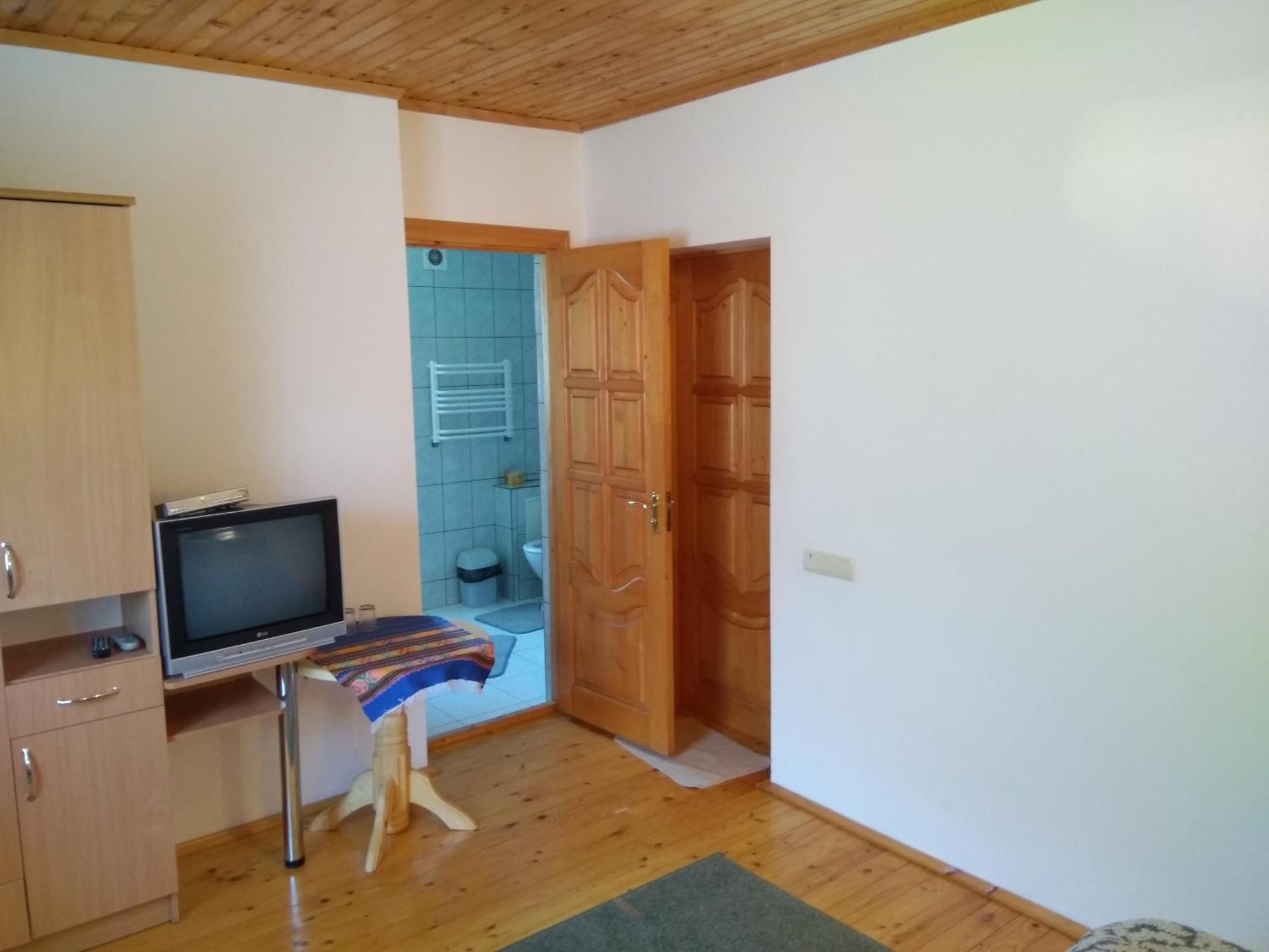 Oskolok Dovbusha Mini-Hotel ياريمتشي الغرفة الصورة