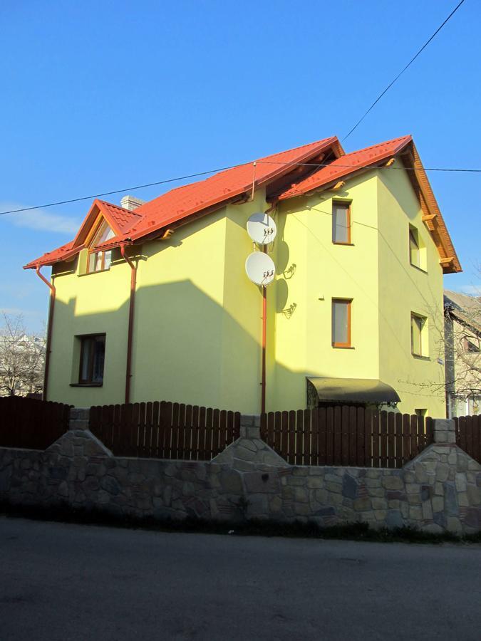 Oskolok Dovbusha Mini-Hotel ياريمتشي المظهر الخارجي الصورة