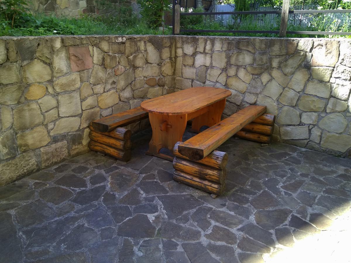 Oskolok Dovbusha Mini-Hotel ياريمتشي المظهر الخارجي الصورة